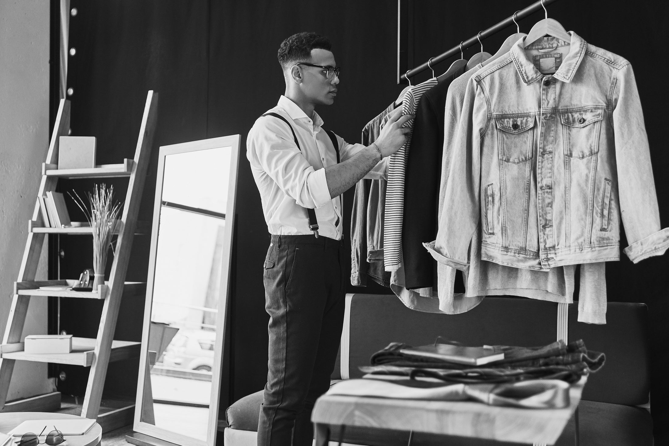 The Unlikely Partnership Between Retail and E-Commerce | Group 8A